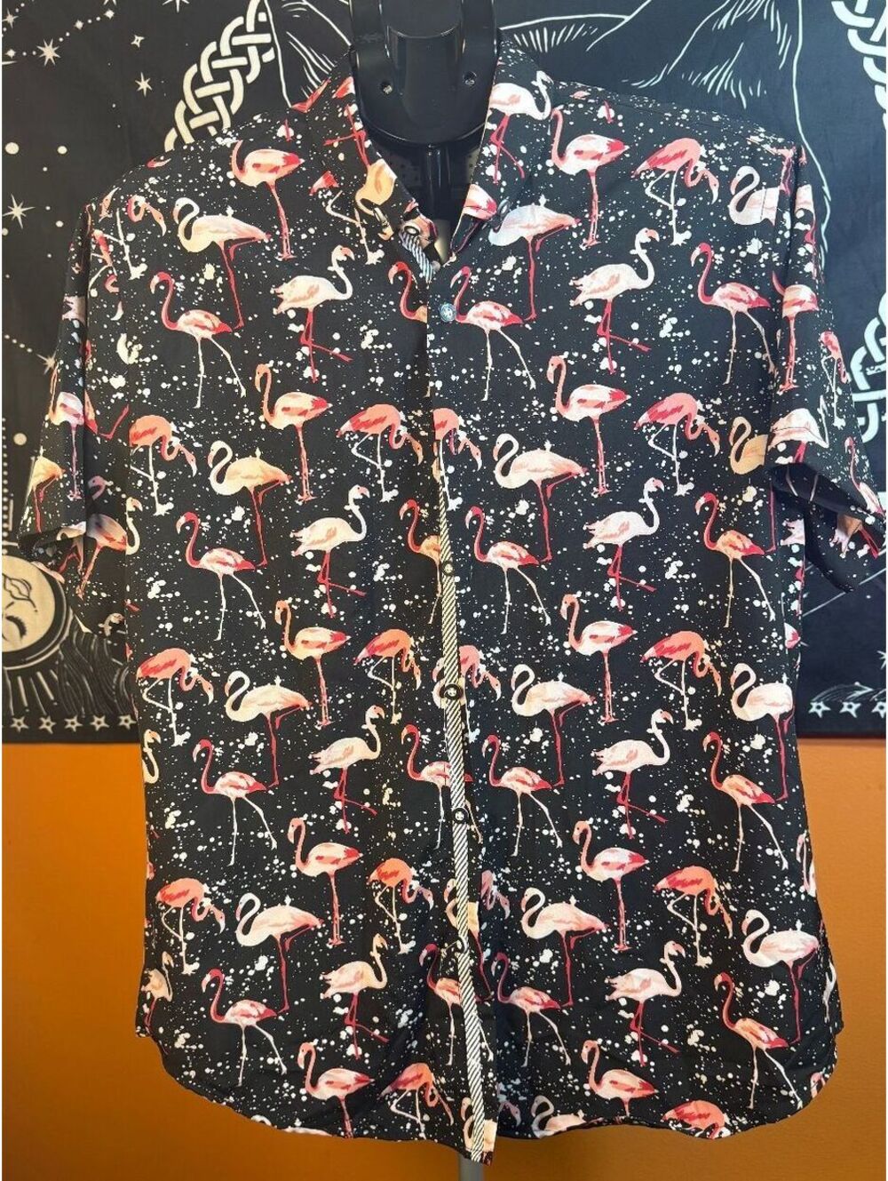NWOT Interaffair Mens short sleeve button up Flamingo Print Shirt sz L